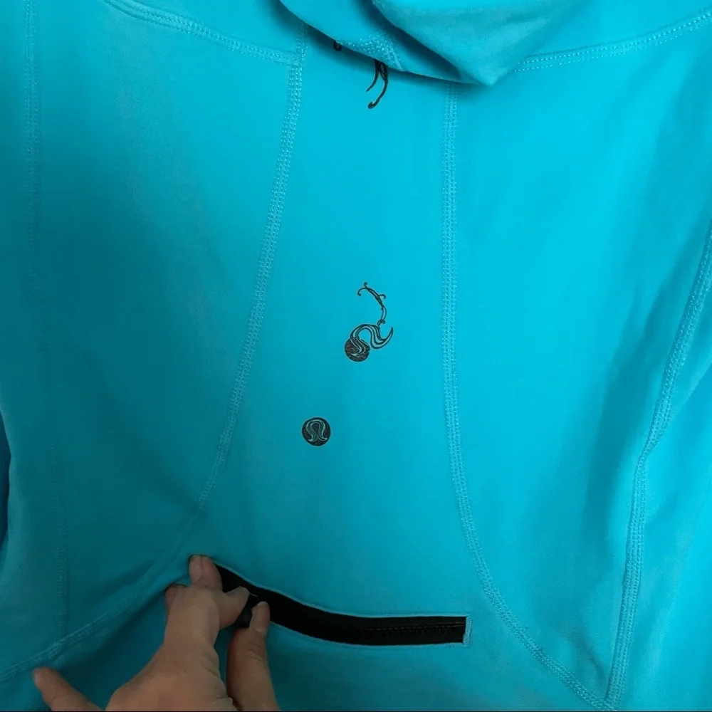 Lululemon sweater - Picture 5 of 8